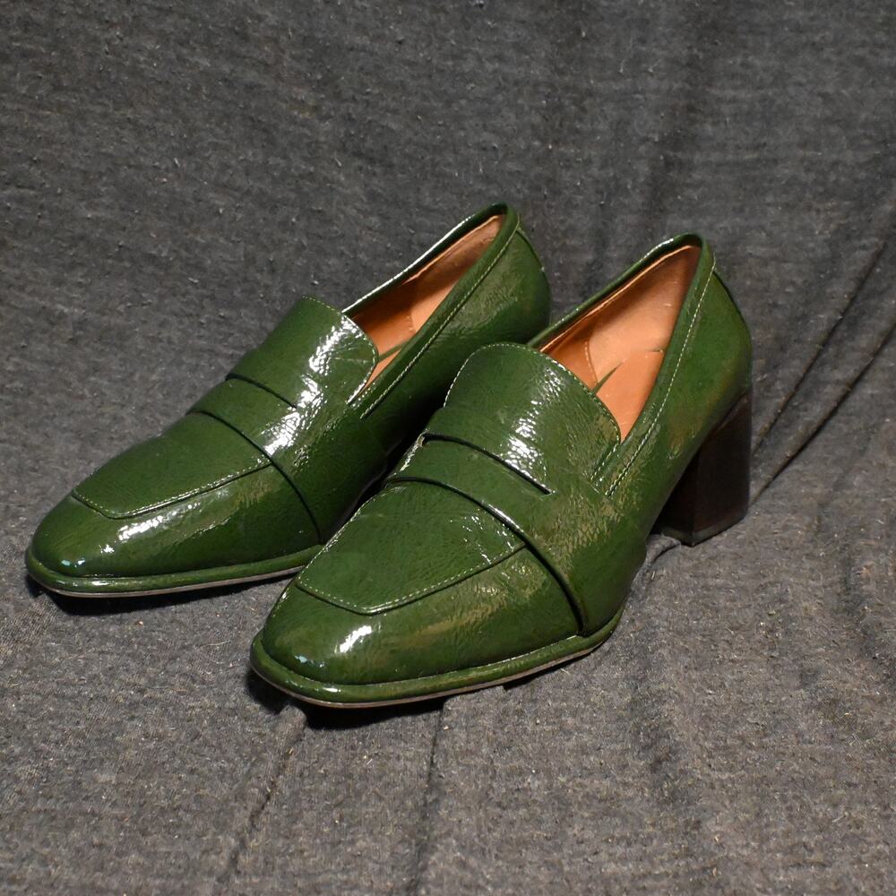 Aerosoles Women's 7.5M Arnett Green Heeled Loafers